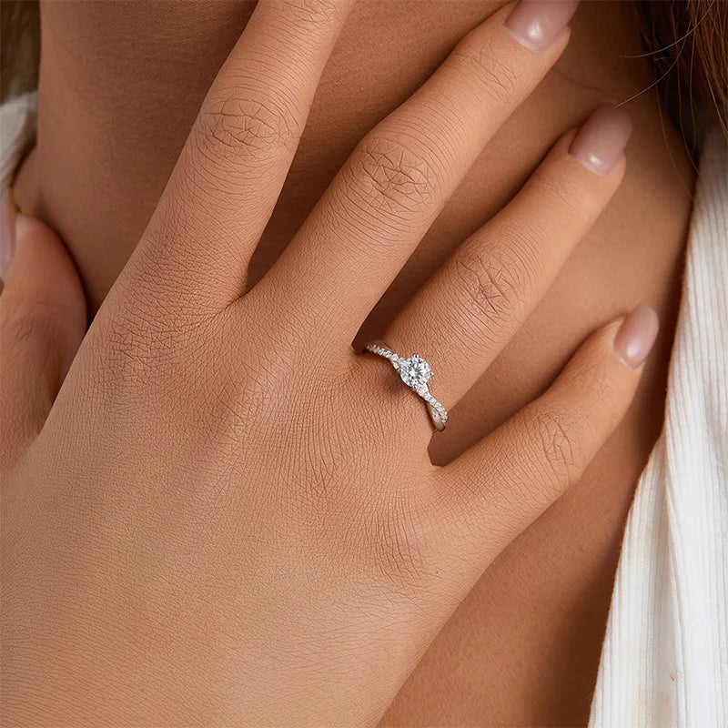 Classic 0.5 Carat Minimalist Moissanite 925 Sterling Silver Four Claw Wedding Ring