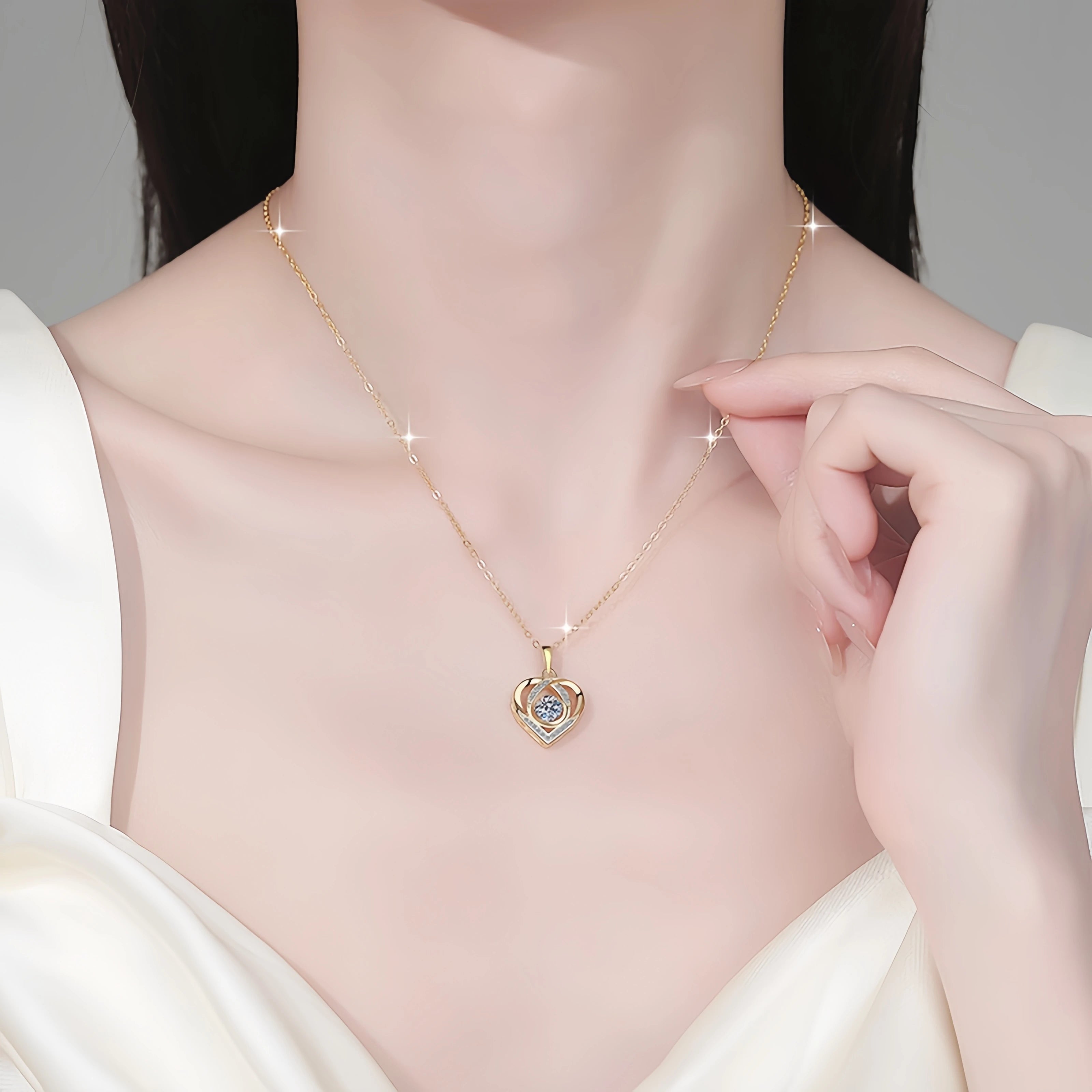 Elegant Jewelry 18k Gold Plated Hear Shape 0.5Ct Round Cut Shake Diamond VVs1 Moissanite 925 Sterling Silver Pendant Necklace