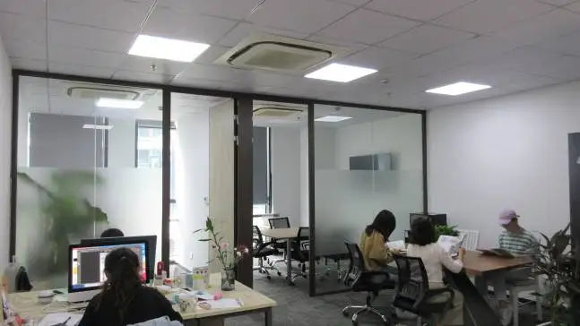 2025 Popular Women's 18K Real Gold Freshwater Pearl Bracelet with Elastic Link Chain Unique Design Artistic Style for Party Gift