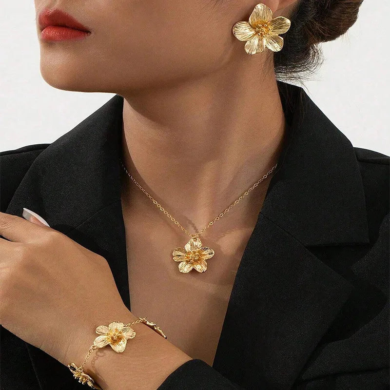 European American Cross-Border Fashion Floral Set for Shein Hot-Selling Golden Stamen Pendant Necklace Bracelet Earrings Women