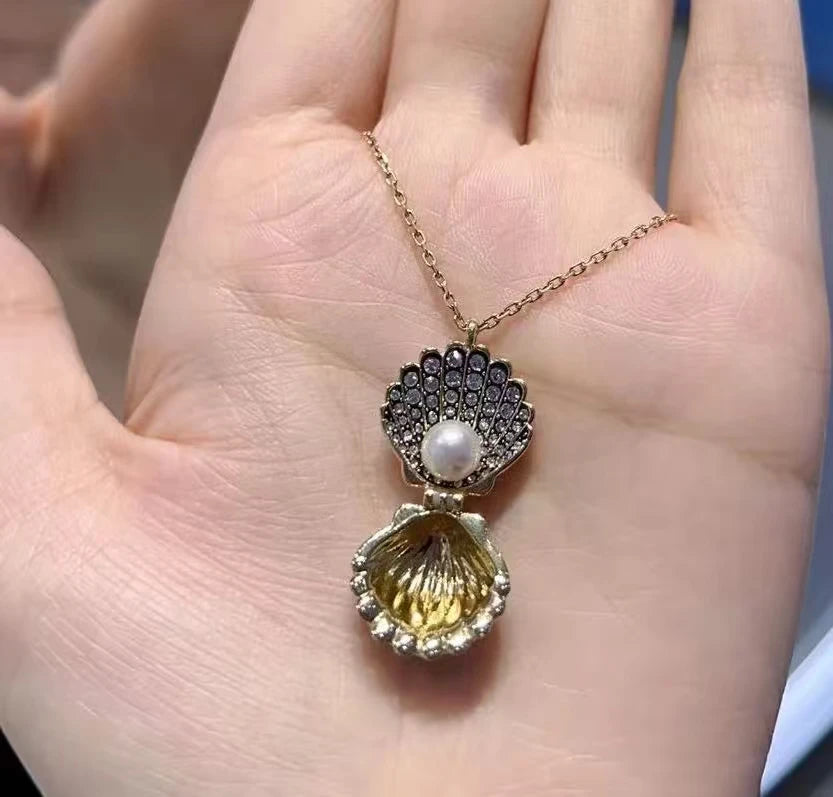 Korean Stainless Steel Fashion Shell Imitation Pearl Necklace for Women Creative Pearl Inlaid Marine Banquet Wedding Jewelry Set