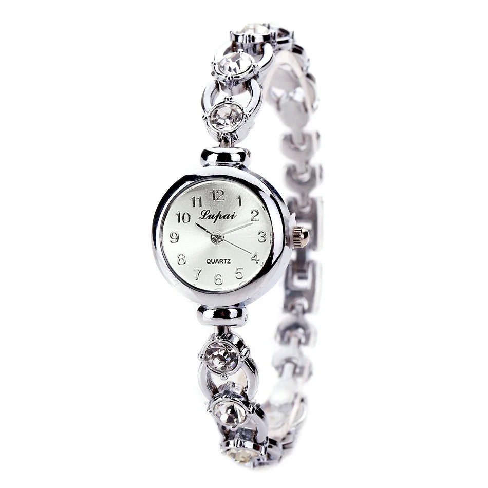Montre femme luxe – Bracelet en acier et design raffiné